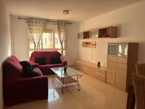 Piso en calle de la Reina Sofía