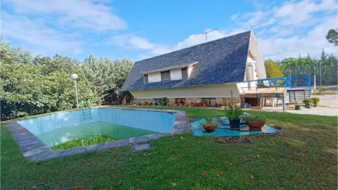 Chalet en Sector 8