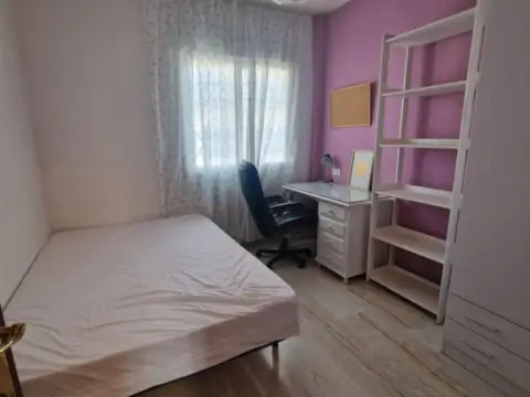 Casa adosada en calle Horno