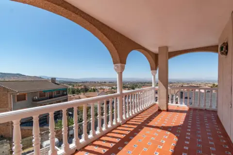 Casa pareada en calle Francisco Jose García Jiménez