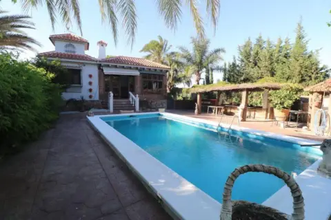Chalet en Alhaurín de La Torre