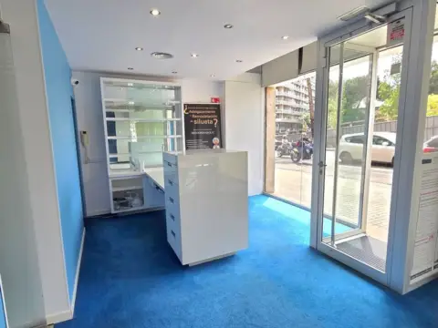 Local comercial en Gran Via de Carles III