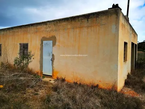 Terreno en calle Ei5341