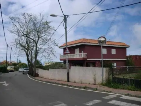 Piso en calle Lázaro López, 78