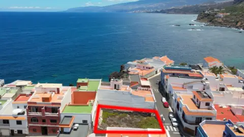 Terreno en calle del Pícaro
