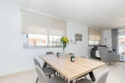 Piso en calle calle Cardón, nº 10