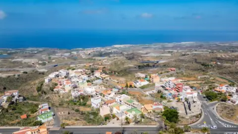 Casa pareada en Guia de Isora