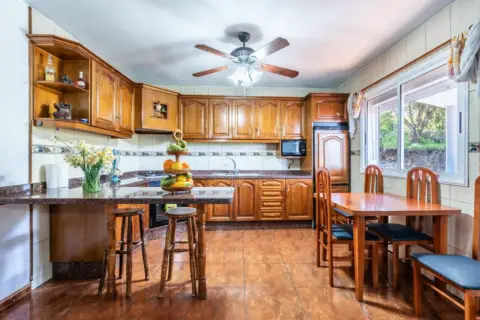 Casa pareada en Camino del Reventón, 4