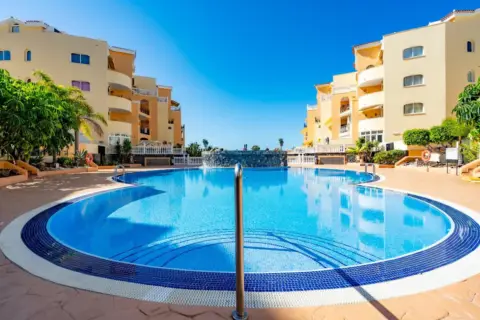 Apartamento en calle Caleta, 3