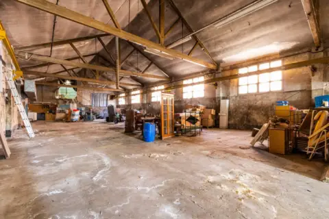 Nave industrial en Passatge de Monistrol
