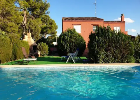 Chalet en Chiva