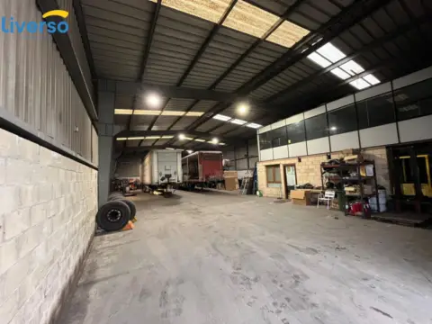 Nave industrial en calle Río Tirón