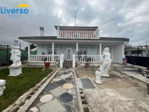 Chalet en calle Obispos