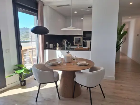 Apartamento en Paseo de los Martiricos