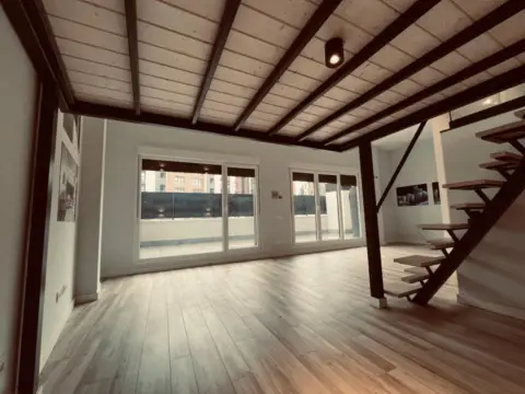 Piso en calle Humilladero