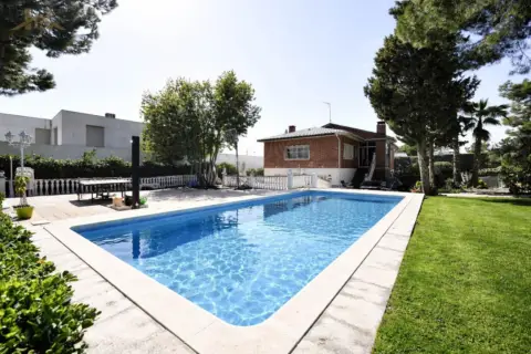 Chalet en calle del Río Duero