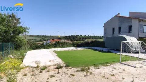 Terreno en calle de Gorrión