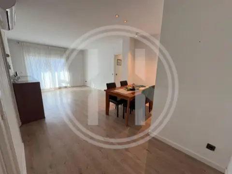 Piso en A 5 Min. del Centre