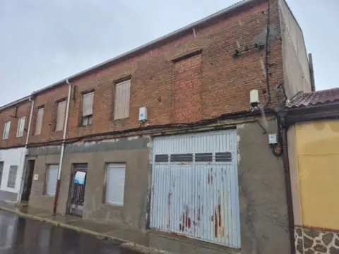 Casa rústica en Carretera Chaherreros, 9