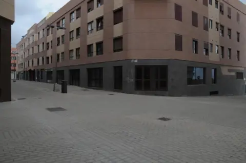 Local comercial en Paseo Maestra Encarnación Santana