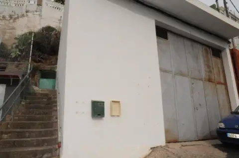 Casa rústica en calle El Hoyo