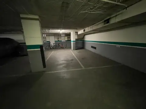 Garaje en Les Corts