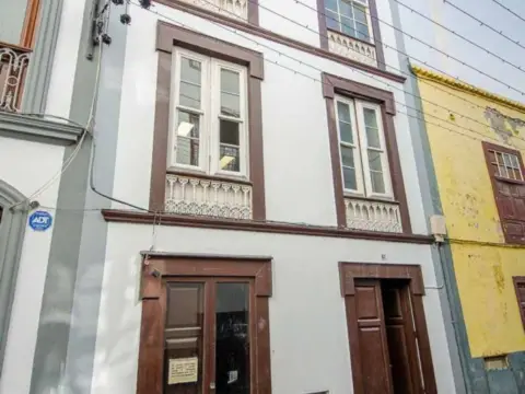 Casa adosada en Santa Cruz de La Palma