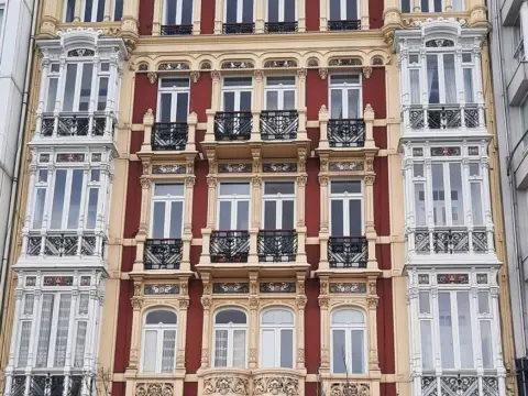 Piso en Avenida Linares Rivas, 9