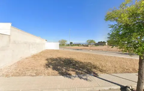 Terreno en calle Vicente Alexandre