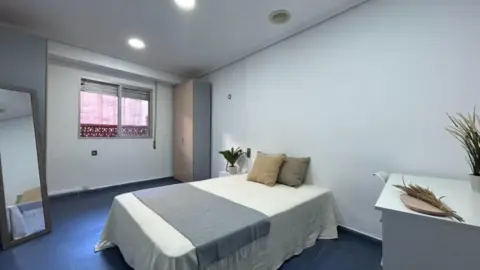 Habitación en Plaza del Xúquer, 7