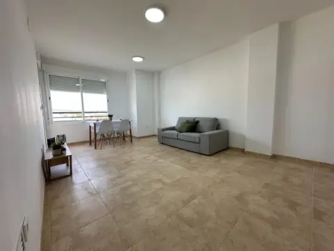 Apartamento en calle del Nueve de Octubre