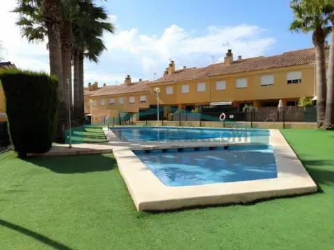 Casa adosada en San Antonio de Benagueber