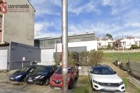 Nave industrial en calle de Campogiro