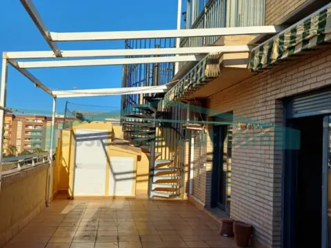 Penthouse in calle Rey Sancho Fuer