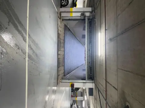 Garaje en calle de Francisco Tomás y Valiente