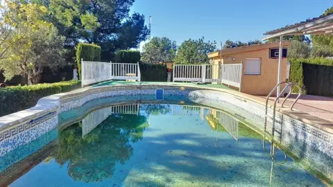 Casa en Sector R-18 de Betera