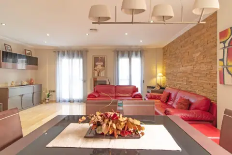 Casa en Carrer de Juan Izquierdo