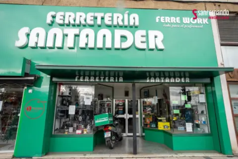 Local comercial en calle del Marqués de la Hermida