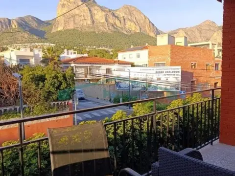 Chalet en Urbanizaciones