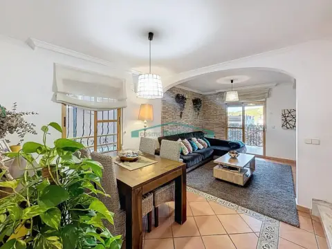 Chalet en Casco Urbano