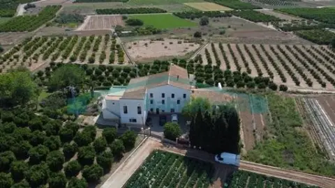 Finca rústica en El Camp del Turia