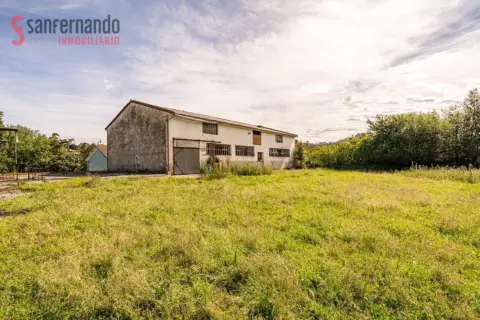 Casa en calle La Calzada
