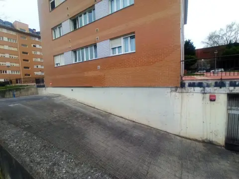 Garaje en calle Luis Quintanilla Isasi