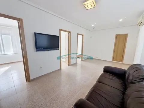 Piso en La Fontsanta - La Fuente Santa