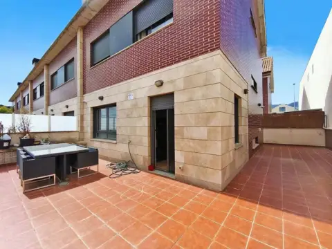 Chalet en calle Río Antiguo