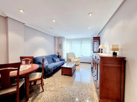 Piso en Plaza de Crevillente-Gasolinera Mora