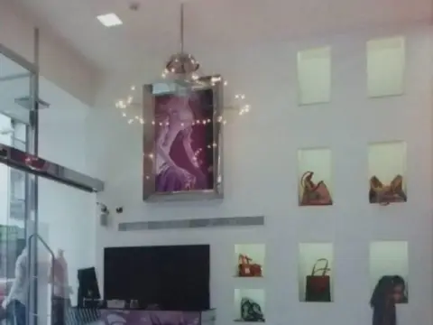 Local comercial en La Llama