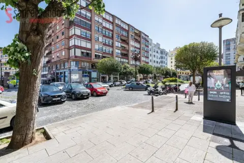 Piso en Avenida de Menéndez Pelayo, 6