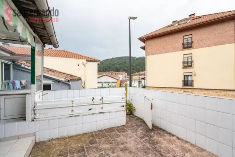 Casa en Santiago de Cartes