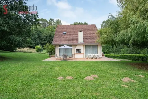 Chalet en calle Mies del Valle